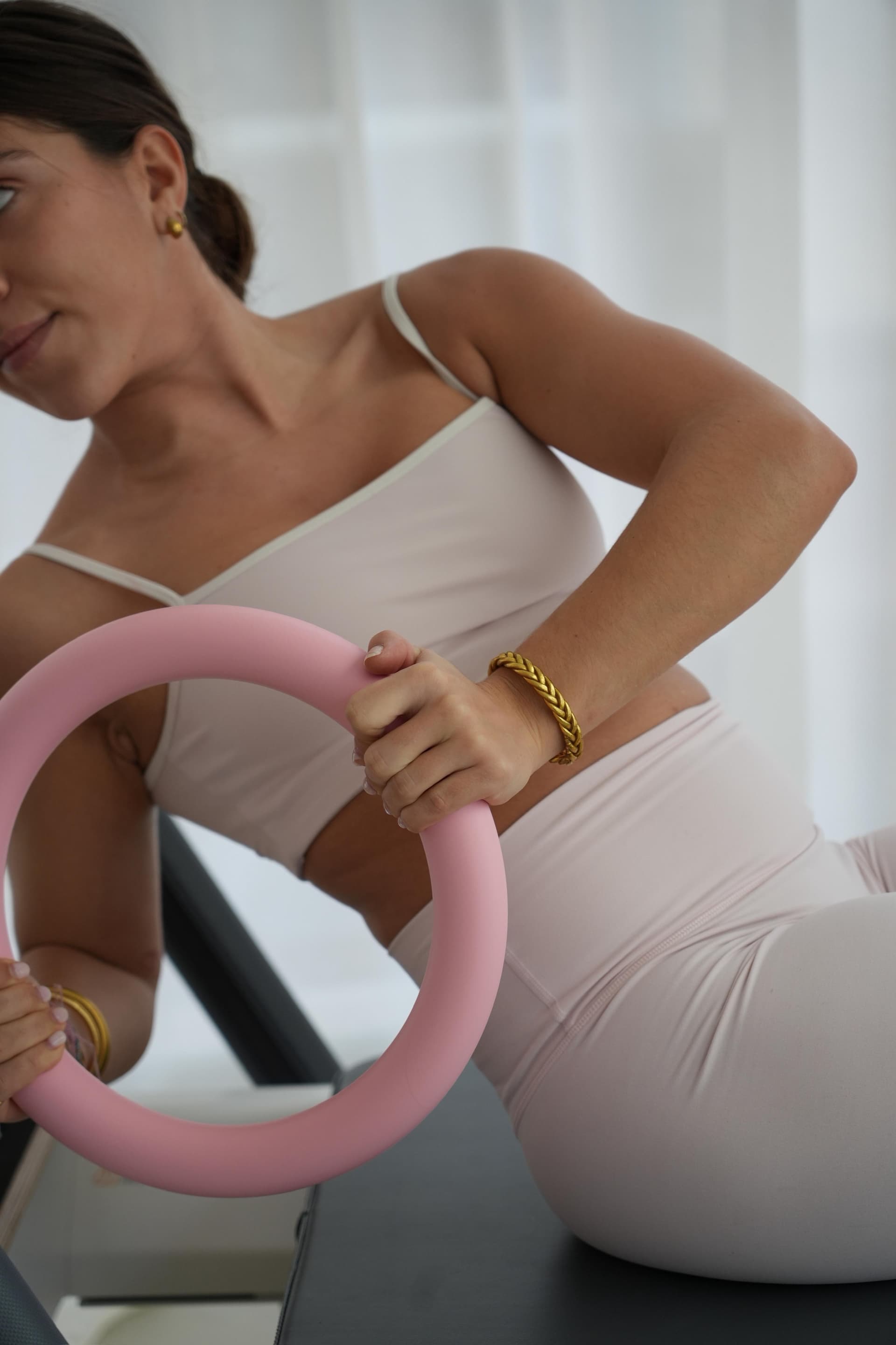 Anita presentándose